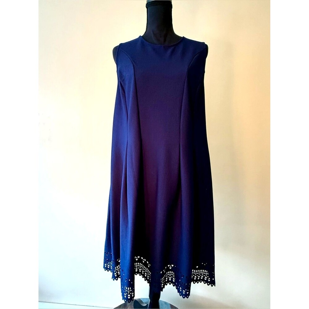 Monteau LA Women’s Sleeveless Dress with laser cut hem Navy Blue 2X A-line Midi
